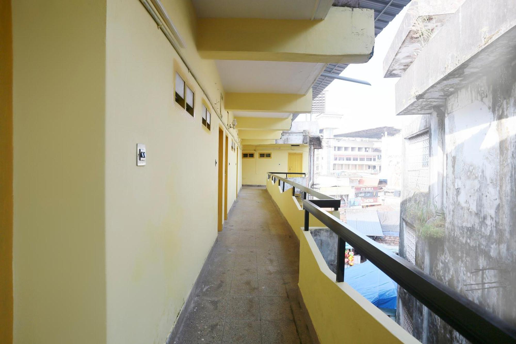 Oyo Hotel 65523 Tkt Tourist Home كانور المظهر الخارجي الصورة