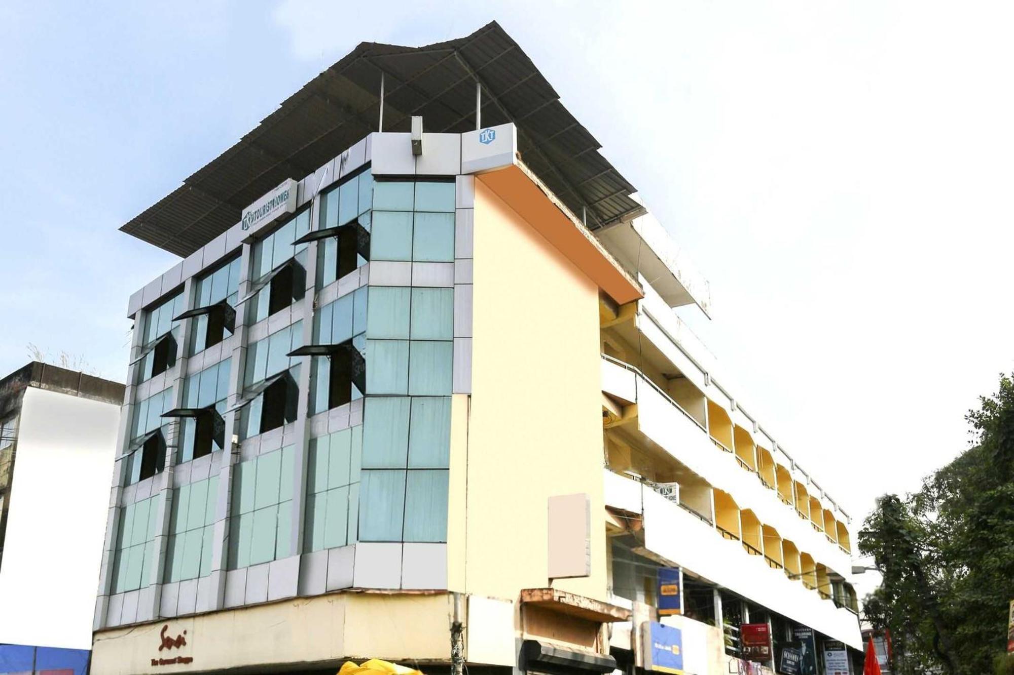 Oyo Hotel 65523 Tkt Tourist Home كانور المظهر الخارجي الصورة